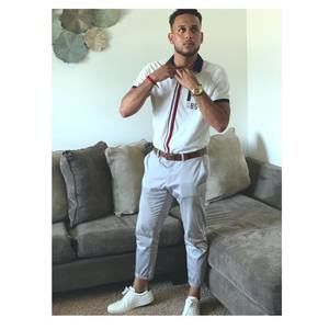 Meet your Posher, Carlos